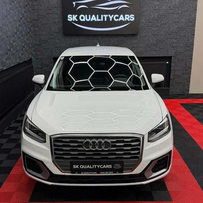 Gebraucht Audi Q2 Sport 116 PS (85 kW) 2018 Weiß SUV