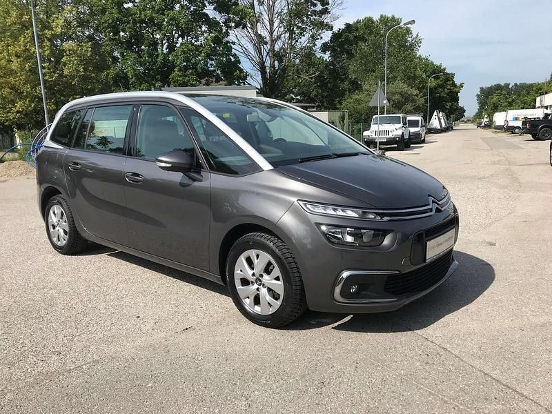 Grau Gebraucht 2020 Citroën C4 SpaceTourer Feel Van / Kleinbus | € 17.980 (Fairer Preis) - Bild 1/4