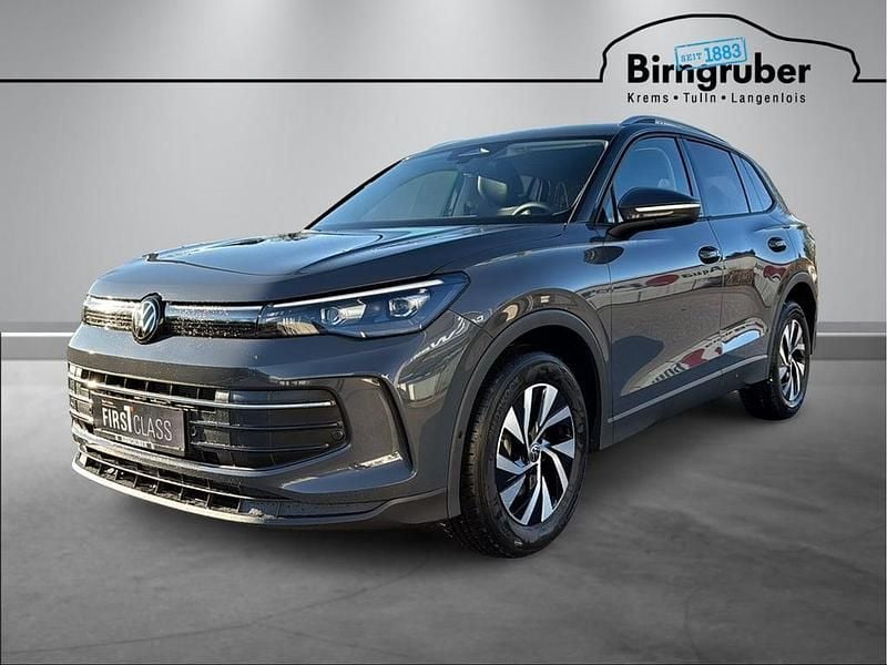 Neu VW Tiguan 150 PS (110 kW) 2026 Mittelgrau  metallic SUV