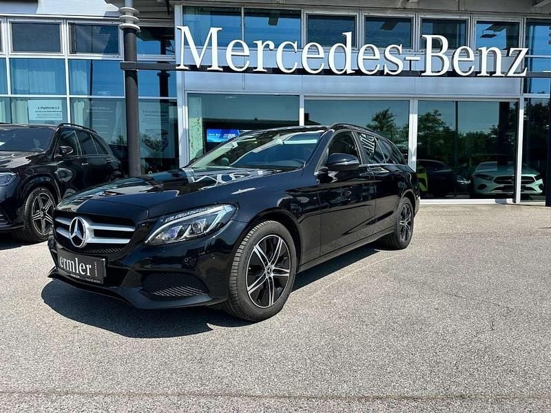 Gebraucht Mercedes C180 116 PS (85 kW) 2015 Schwarz Kombi