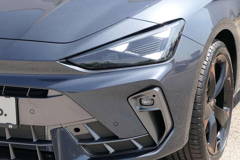Gebraucht Cupra Leon 150 PS (110 kW) 2025 Grau Limousine
