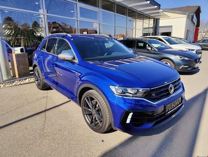 Mittelblau metallic Gebraucht 2021 VW T-Roc R SUV | € 34.900 (Fairer Preis) - Bild 1/4