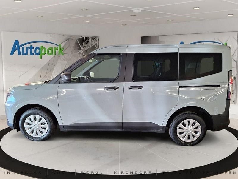 Neu Ford Tourneo Courier Trend 125 PS (91 kW) 2026 Grau Van / Kleinbus