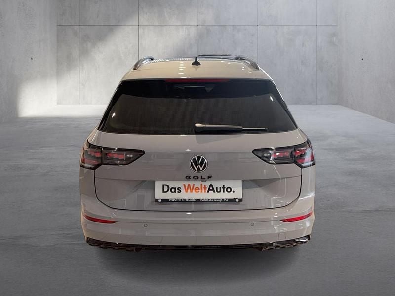 Neu VW Golf VIII Sport 150 PS (110 kW) 2026 Silber  metallic Kombi