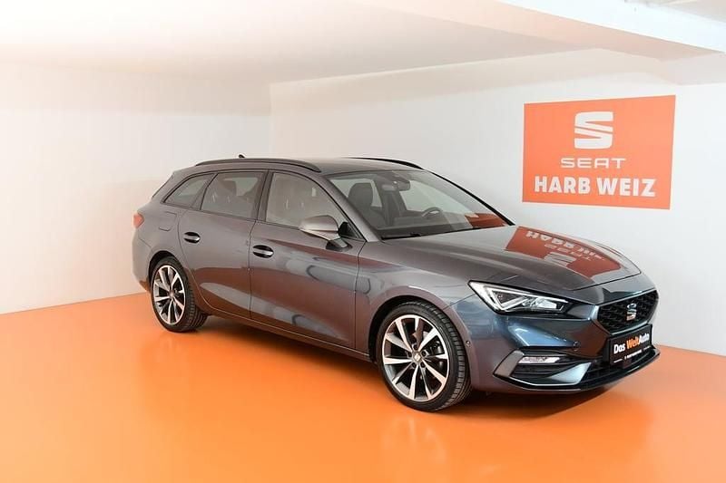 Dunkelgrau metallicperleffekt Gebraucht 2021 Seat Leon FR Kombi | € 20.490 (Fairer Preis) - Bild 1/4