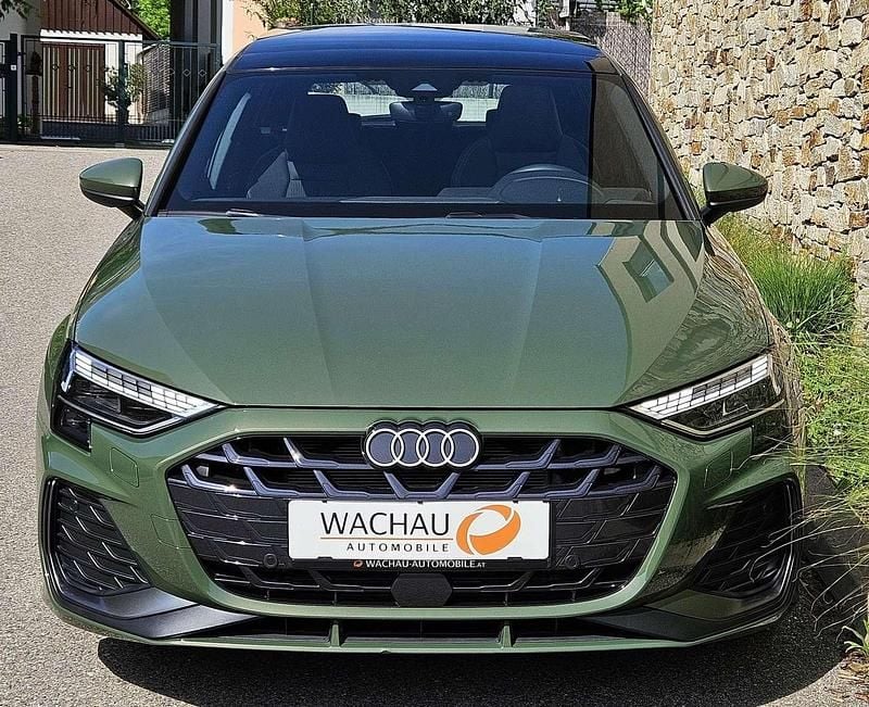 Gebraucht Audi A3 S-Line 150 PS (110 kW) 2024 Grün Kleinwagen