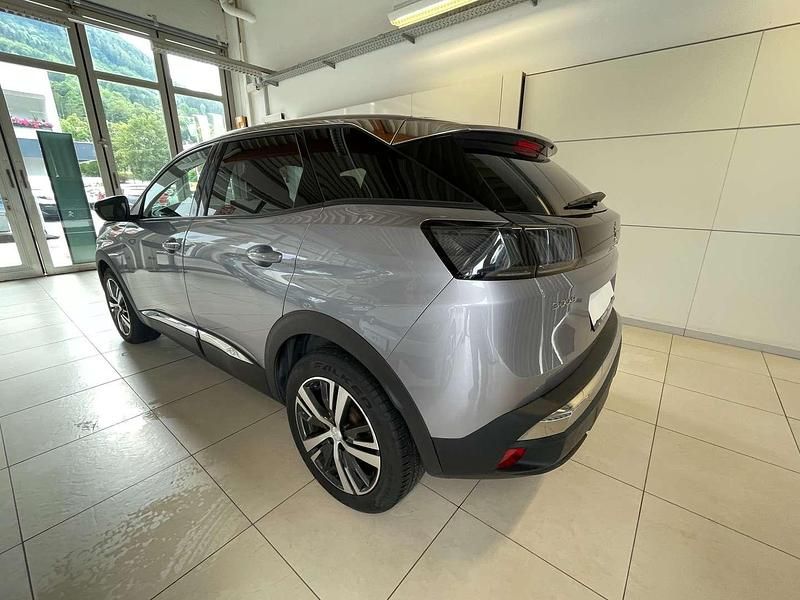 Gebraucht Peugeot 3008 Allure 136 PS (100 kW) 2024 Grau SUV