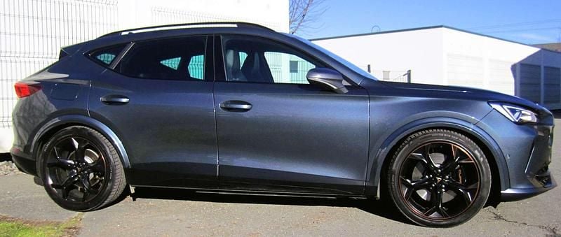 Grau Gebraucht 2023 Cupra Formentor VZ SUV | € 28.799 (Fairer Preis) - Bild 1/4