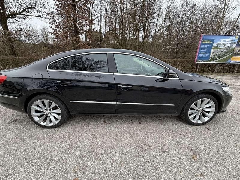 Gebraucht VW Passat 140 PS (102 kW) 2009 Limousine