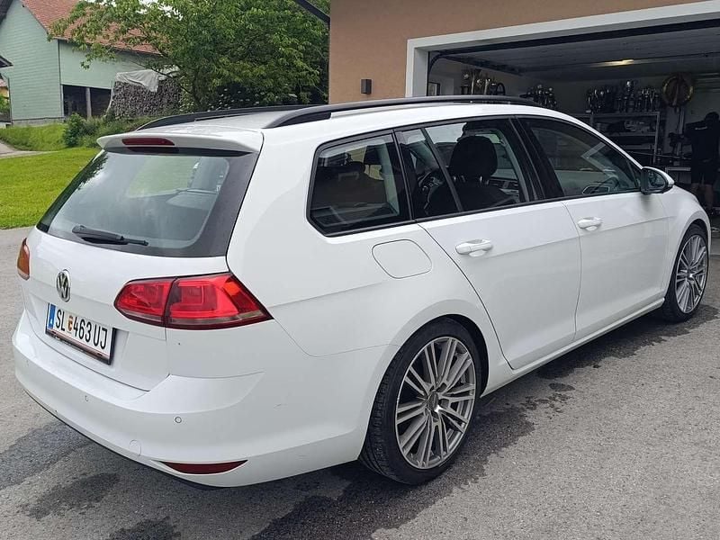 Weiß Gebraucht 2014 VW Golf VII LOUNGE Kombi | € 6.999 (Fairer Preis) - Bild 1/4