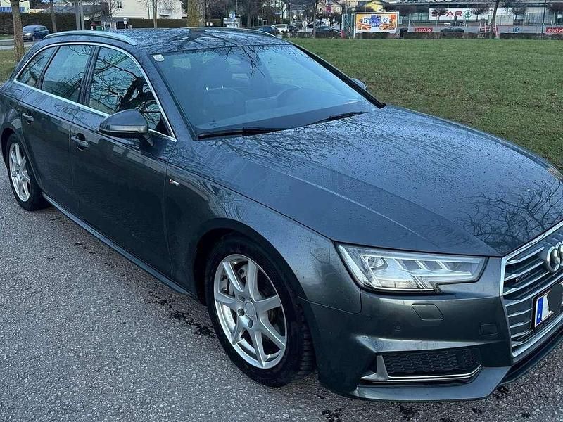Gebraucht Audi A4 S-Line 190 PS (139 kW) 2019 Grau Kombi