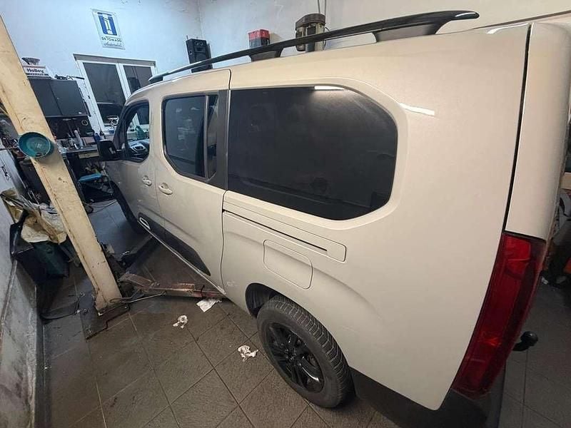 Gebraucht Citroën Berlingo PureTech 131 PS (96 kW) 2021 Silber Van / Kleinbus