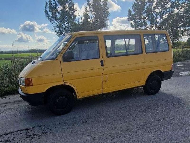 Gebraucht VW T4 61 PS (44 kW) 1996 Gelb Van