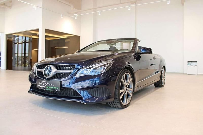 Gebraucht Mercedes E400 333 PS (244 kW) 2016 Blau Cabrio