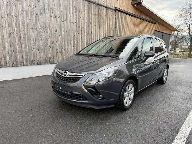 Gebraucht Opel Zafira Tourer Active 110 PS (80 kW) 2013 Grau Van / Kleinbus