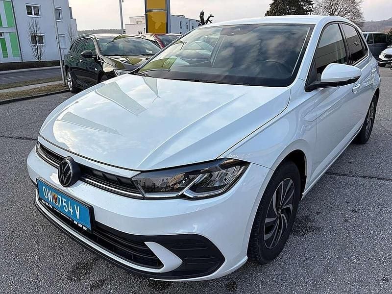 Gebraucht VW Polo Life 95 PS (69 kW) 2023 Weiß Kleinwagen