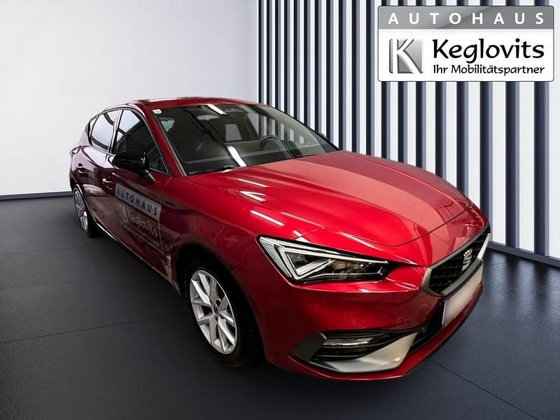 Neu Seat Leon FR 115 PS (84 kW) 2025 Mittelrot  metallic