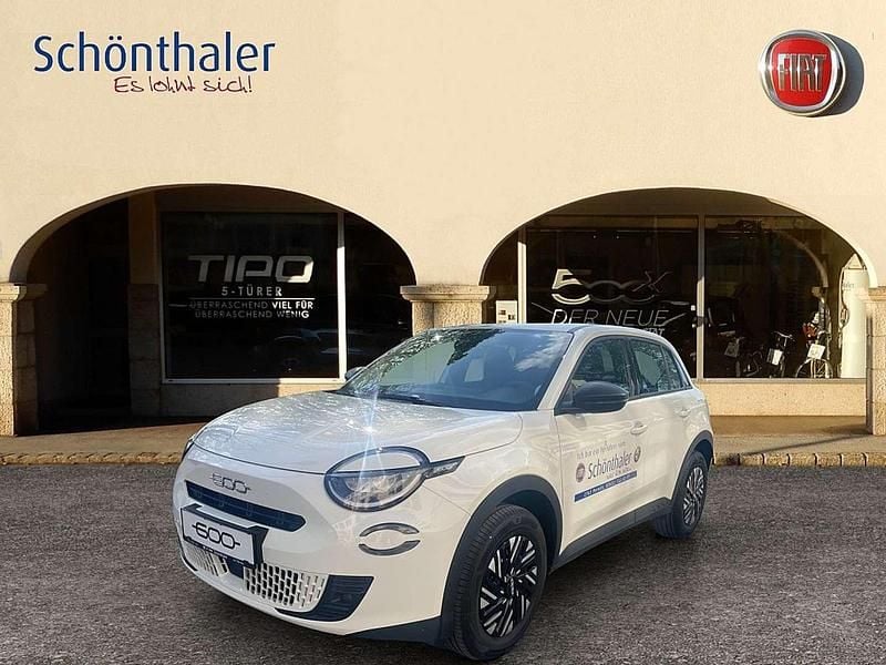 Weiß Gebraucht 2025 Fiat 600 SUV | € 22.960 (Fairer Preis) - Bild 1/4