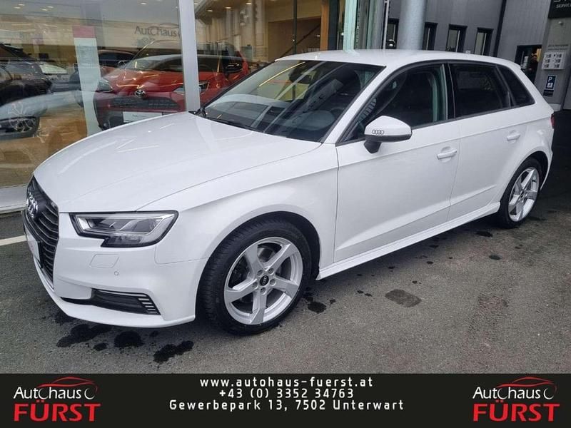 Weiß Gebraucht 2020 Audi A3 Sport Limousine | € 19.990 (Superpreis) - Bild 1/4