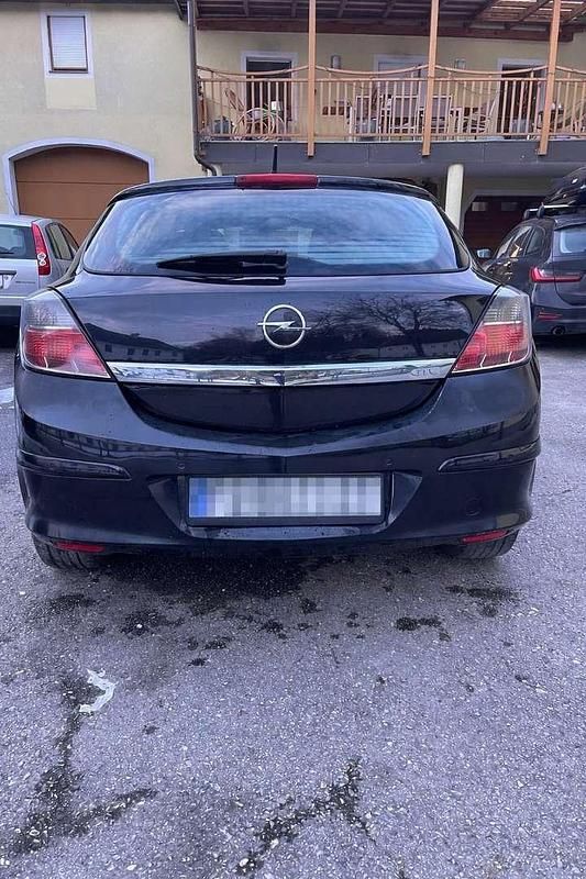 Gebraucht Opel Astra GTC 116 PS (85 kW) 2008 Schwarz Coupé