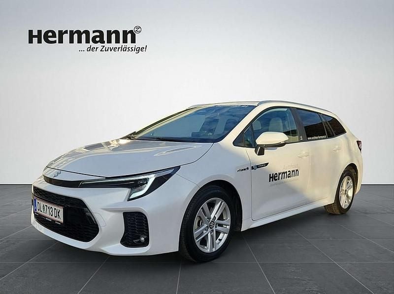 Weiß Gebraucht 2024 Suzuki Swace GLX Kombi | € 24.990 - Bild 1/4