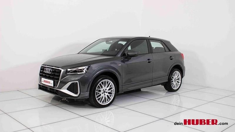 Grau Gebraucht 2024 Audi Q2 S-Line SUV | € 34.990 (Fairer Preis) - Bild 1/4