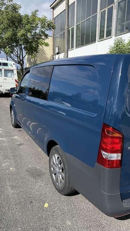 Gebraucht Mercedes Vito 109 PS (80 kW) 2016 Blau Van