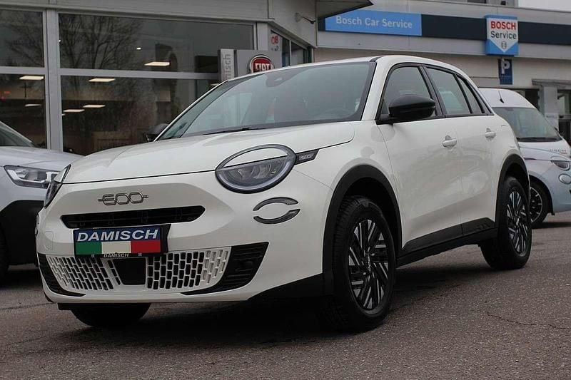 Weiß Gebraucht 2024 Fiat 600 SUV | € 20.990 (Fairer Preis) - Bild 1/4
