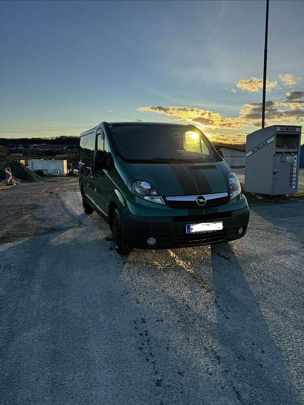 Gebraucht Opel Vivaro 114 PS (83 kW) 2008 Van / Kleinbus