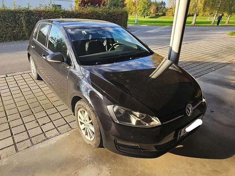 Gebraucht VW Golf VII Comfortline 110 PS (80 kW) 2016 Schwarz Limousine