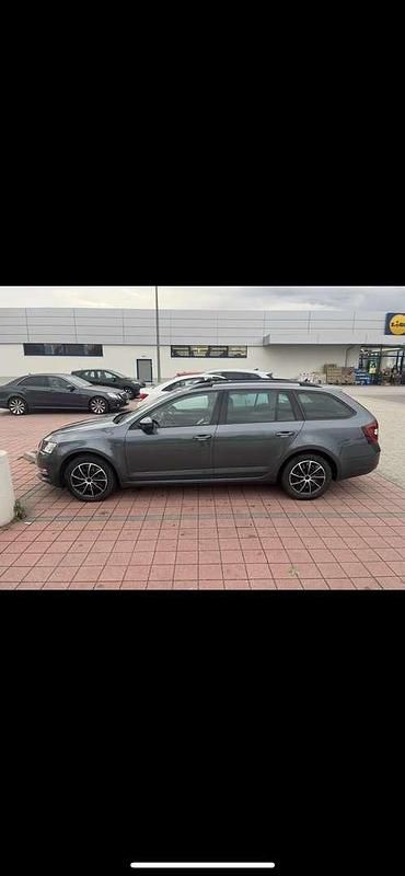 Gebraucht Skoda Octavia 184 PS (135 kW) 2017 Kombi