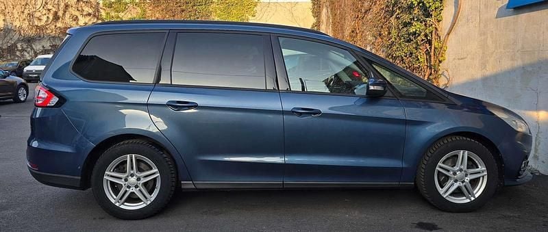 Gebraucht Ford Galaxy Trend 150 PS (110 kW) 2021 Blau Van / Kleinbus