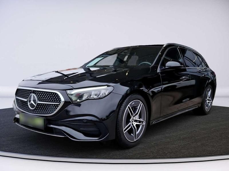 Gebraucht Mercedes E300 AMG line 204 PS (150 kW) 2024 Schwarz Kombi