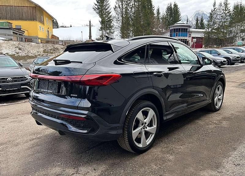 Gebraucht Audi Q5 Sportback S-Line 204 PS (150 kW) 2025 Schwarz SUV