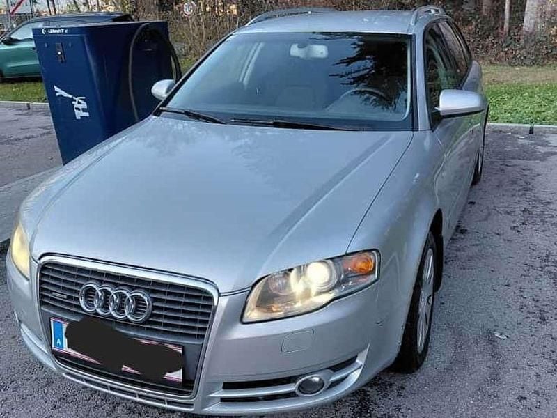 Silber Gebraucht 2005 Audi A4 Kombi | € 2.500 (Guter Preis) - Bild 1/4