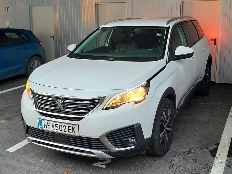Gebraucht Peugeot 5008 S 165 PS (121 kW) 2018 Weiß SUV