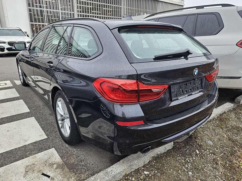 Gebraucht BMW 530 265 PS (194 kW) 2019 Grau Kombi
