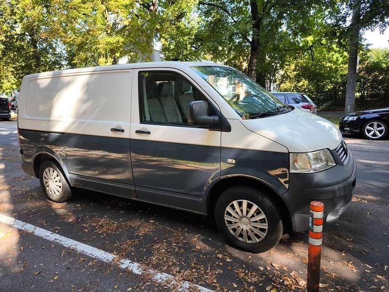 Weiß Gebraucht 2008 VW T5 Van | € 6.500 (Superpreis) - Bild 1/4