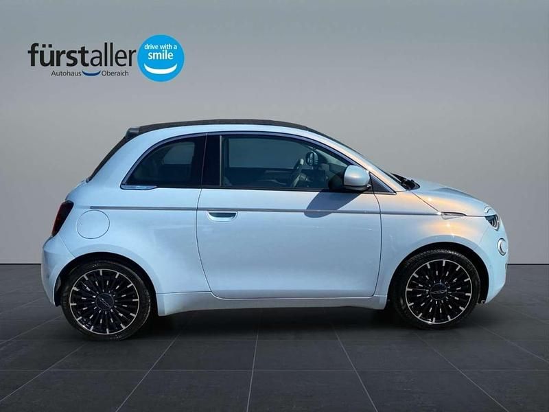 Gebraucht Fiat 500e La Prima 86 kW (118 PS) 2020 Blau Cabrio