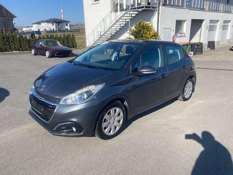 Gebraucht Peugeot 208 Style 82 PS (60 kW) 2016 Grau Kleinwagen