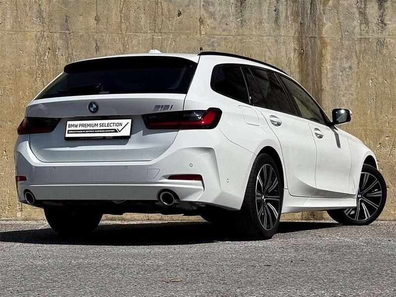 Gebraucht BMW 318 Shadowline 156 PS (114 kW) 2025 Alpinweiß Kombi