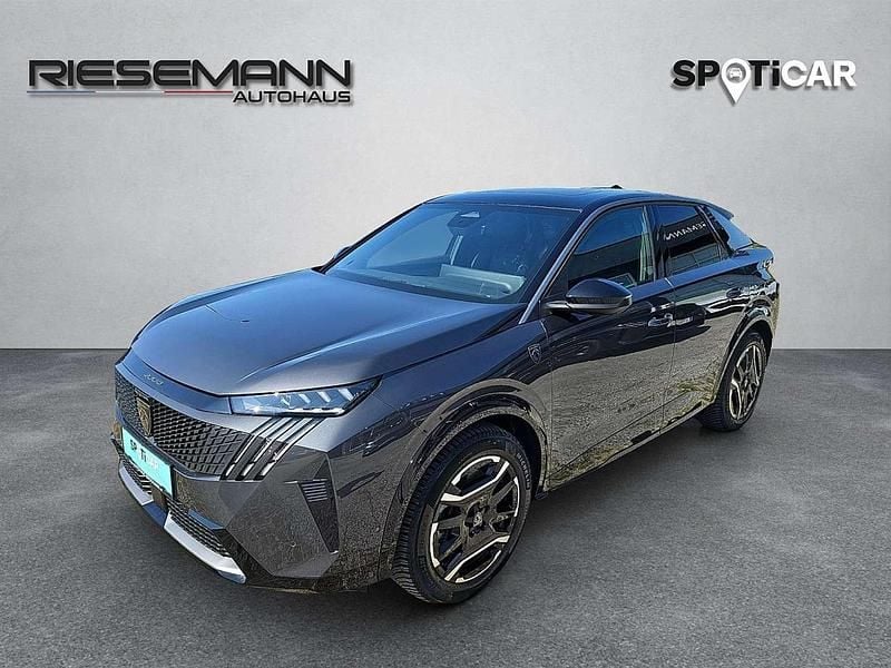 Grau Gebraucht 2024 Peugeot e-3008 GT SUV | € 38.450 (Fairer Preis) - Bild 1/4