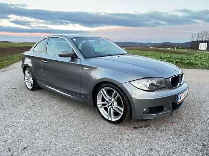 Silber Gebraucht 2009 BMW 120 Coupé M Sport Coupé | € 10.500 (Fairer Preis) - Bild 1/4