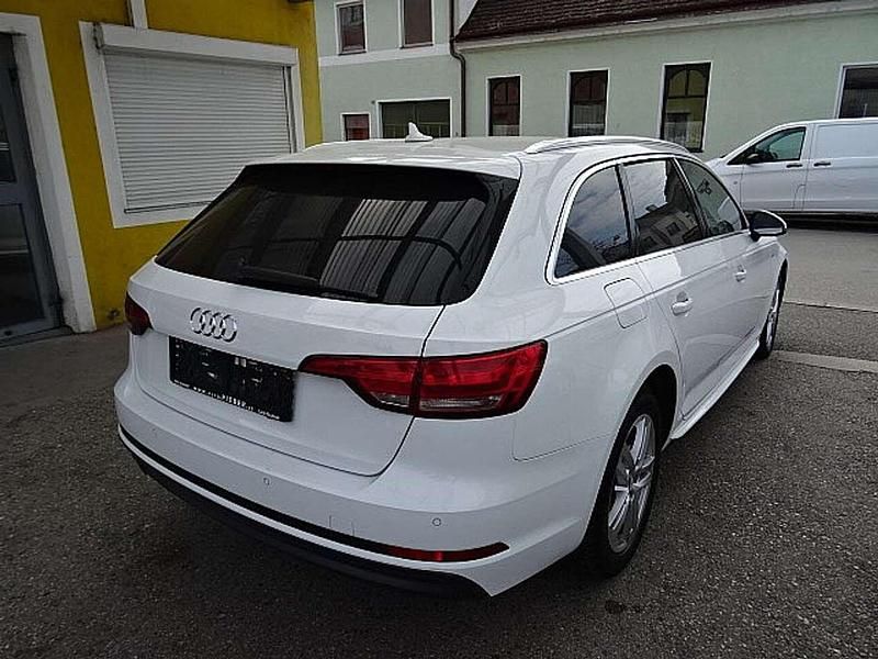 Gebraucht Audi A4 Design 190 PS (139 kW) 2017 Weiß Kombi