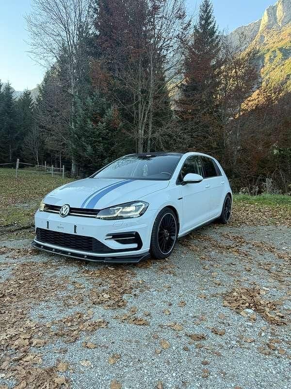 Gebraucht VW Golf VII Edition 116 PS (85 kW) 2019 Weiß Limousine