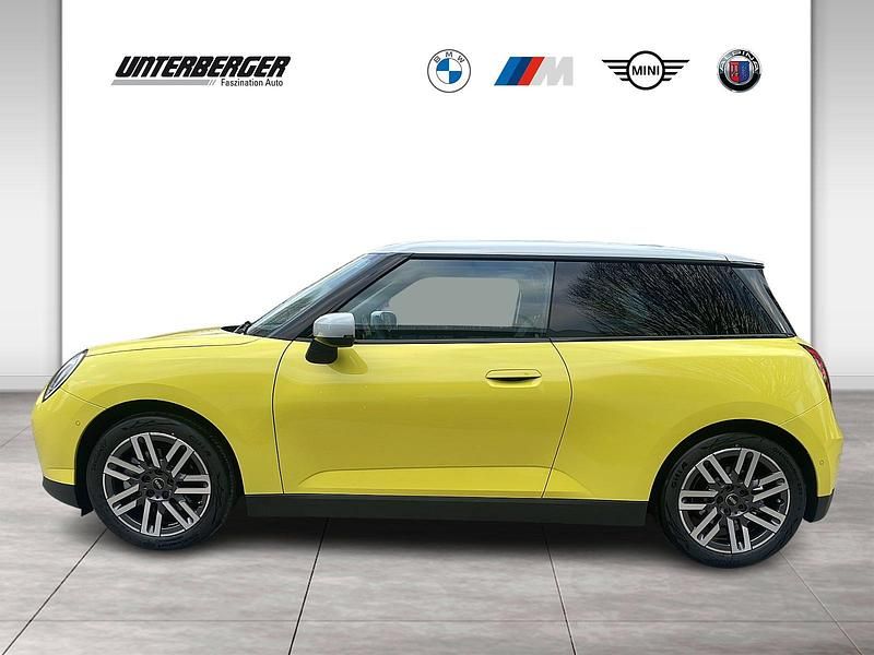 Gebraucht Mini Cooper SE Classic 159 kW (217 PS) 2024 Gelb Kleinwagen