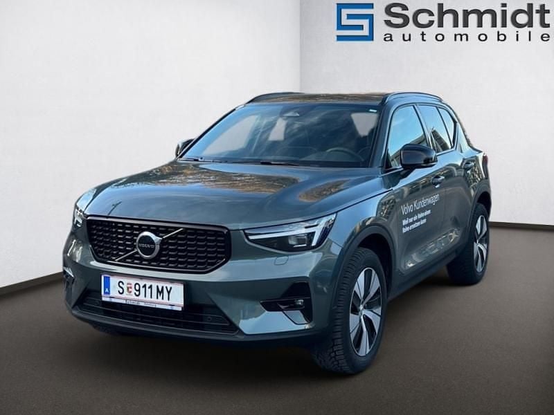 Neu Volvo XC40 Plus 163 PS (119 kW) 2025 SUV