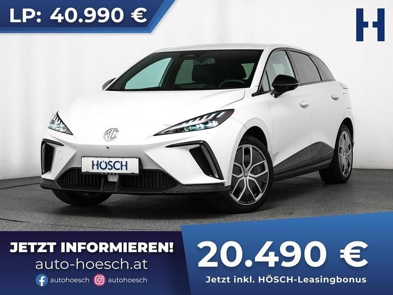 Gebraucht MG MG4 EV Luxury 150 kW (204 PS) 2023 Weiß Kleinwagen