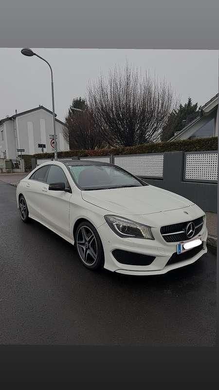 Gebraucht 2014 Mercedes CLA180 Limousine | € 18.500 (Teuer) - Bild 1/4