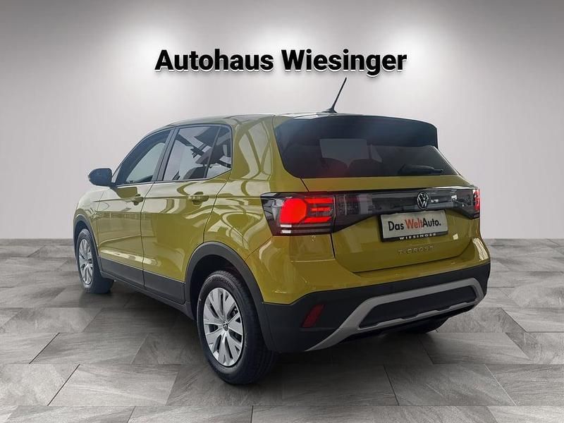 Neu VW T-Cross 95 PS (69 kW) 2025 Mittelgelb  metallic SUV